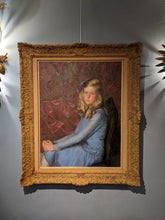 Charger l&#39;image dans la galerie, Portrait d’une jeune fille vers 1900
