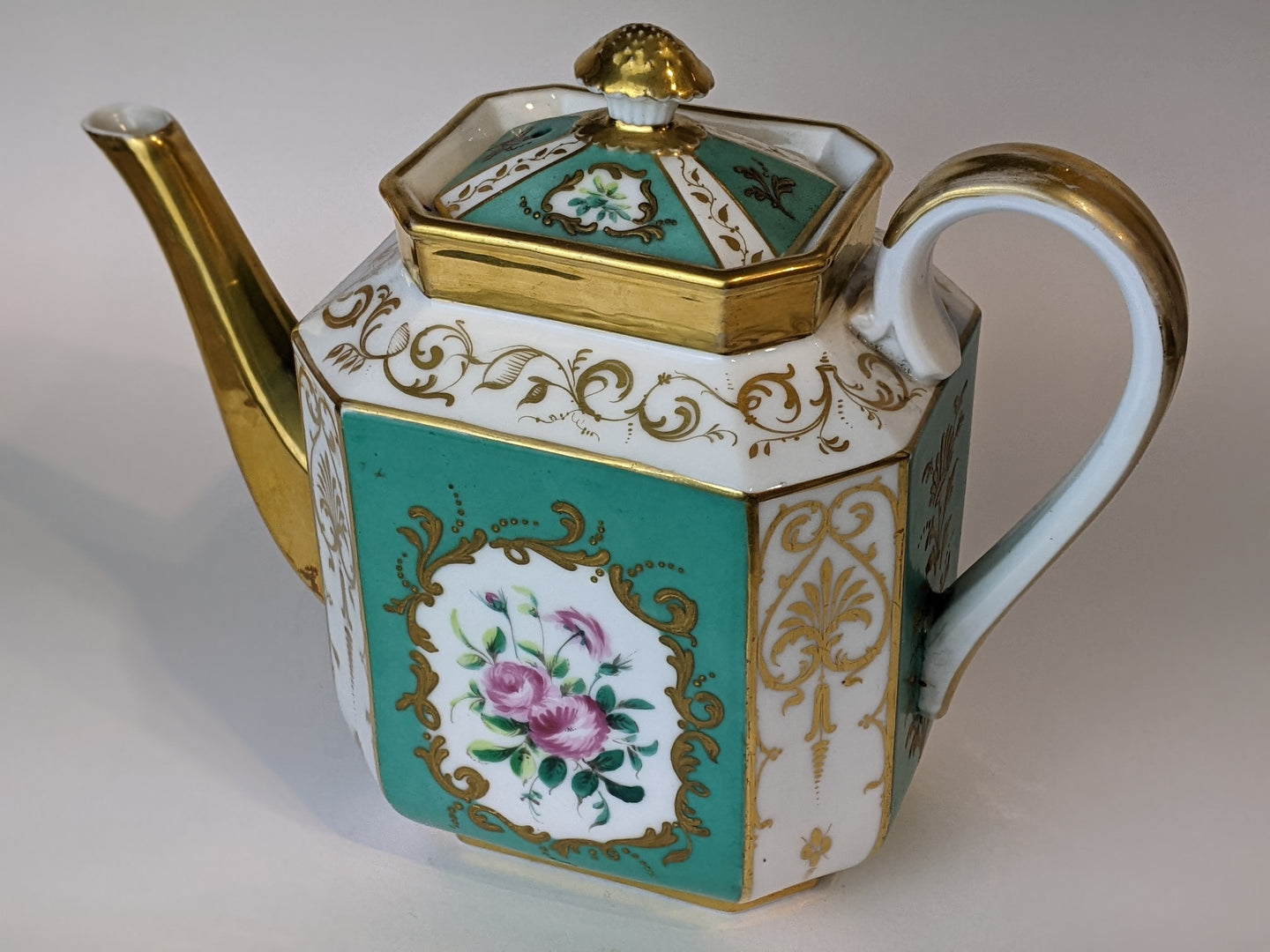 Théière porcelaine de Paris époque XIXe Louis Philippe