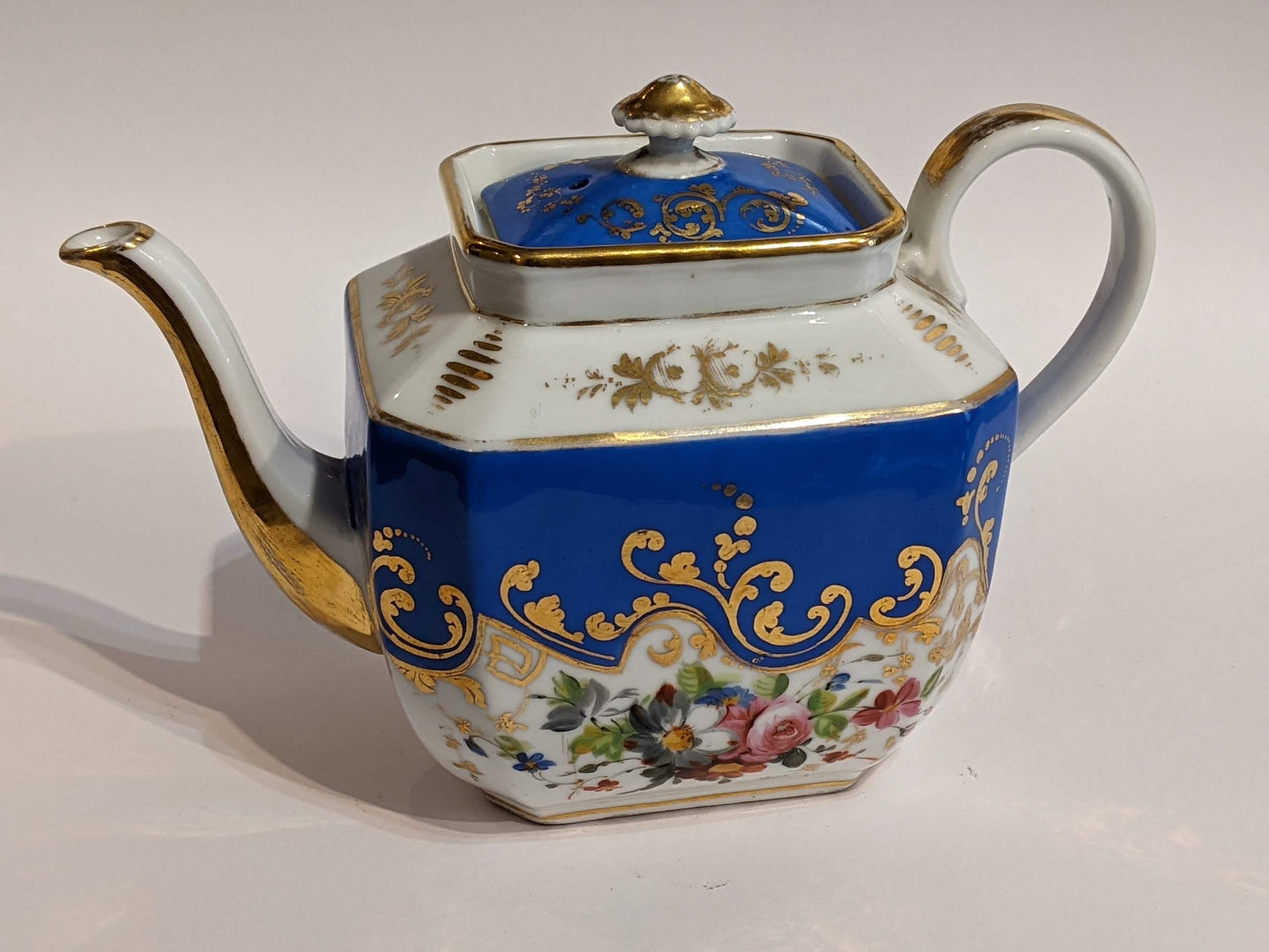 Théière XIXe porcelaine de Paris Louis Philippe